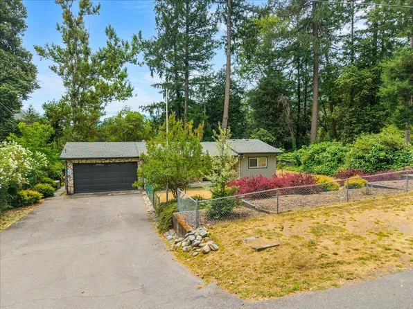 692 The Ter, Willow Creek, CA 95573