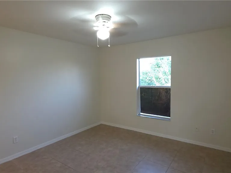 137 Milwaukee Blvd — Photo 9