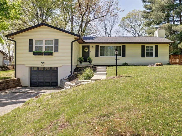 4495 N Brookwood Dr, Bloomington, IN 47404