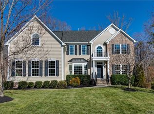6007 Red Setter Ln, Moseley, VA 23120