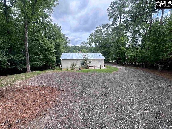 3rd image of 143 Westshore Dr