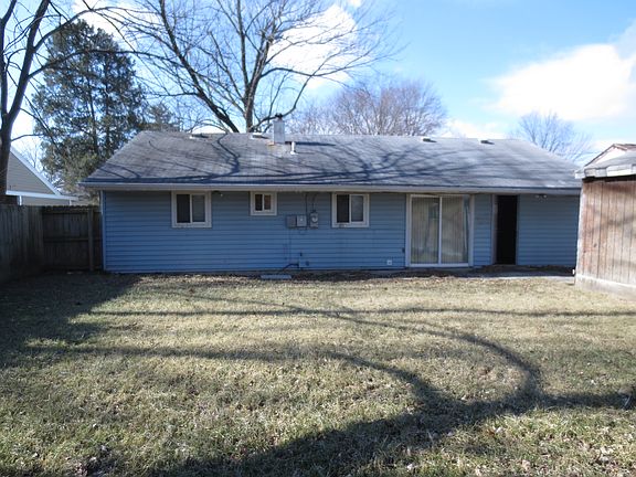 5th image of 8820 Cabot Dr