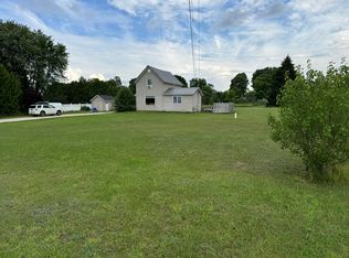 763 Intertown Rd, Petoskey, MI 49770