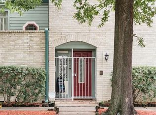 4833 Jackson St #A, Houston, TX 77004