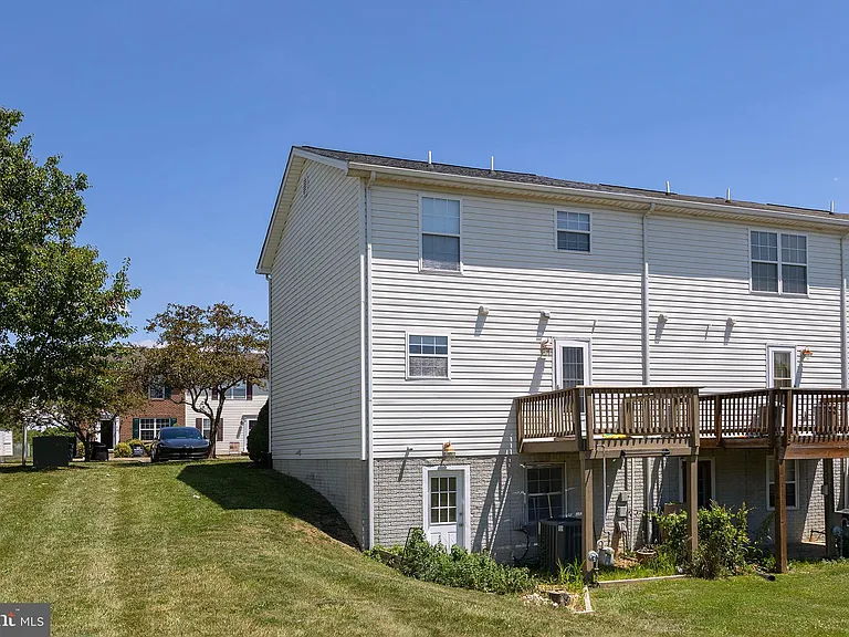 174 Equestrian Dr — Photo 34