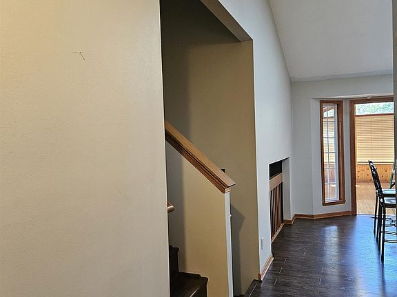 3rd image of 5926 Denbury Ln