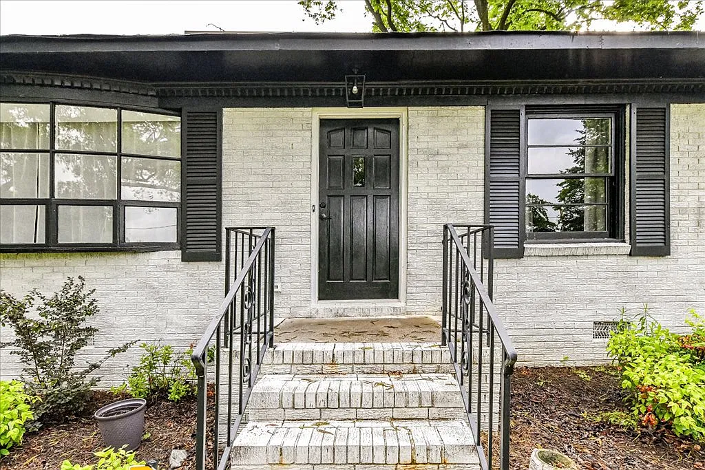 3 bed, 1680 sqft, $2,800 — Photo 3