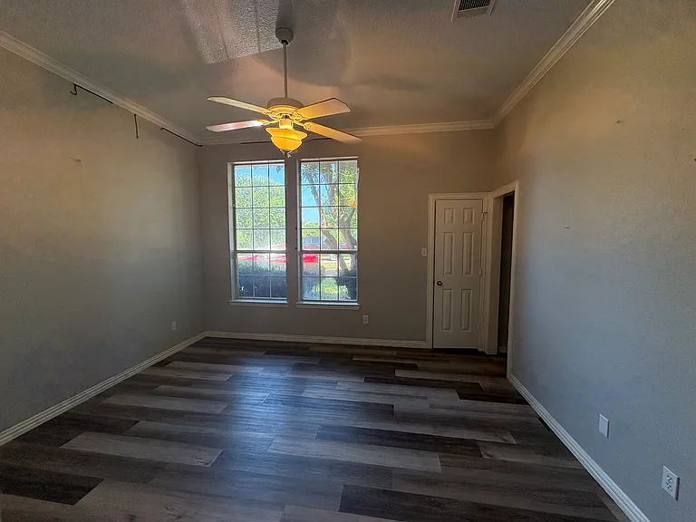 1716 FM 407 — Photo 4