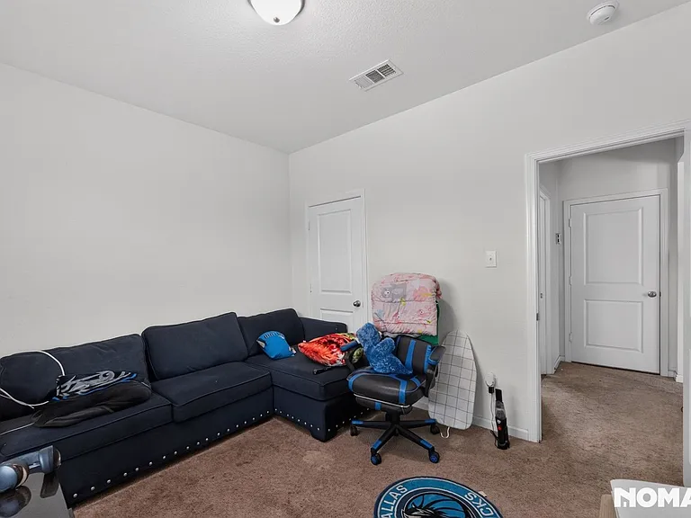 318 Dove Creek Ln — Photo 20