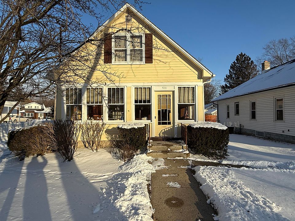 1st image of 723 Lincoln St