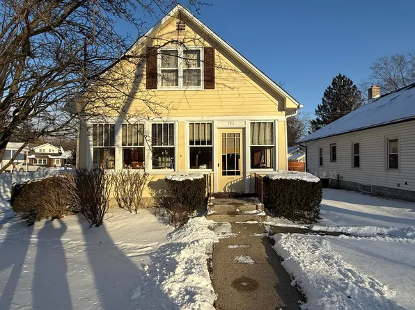 723 Lincoln St, Hobart, IN 46342