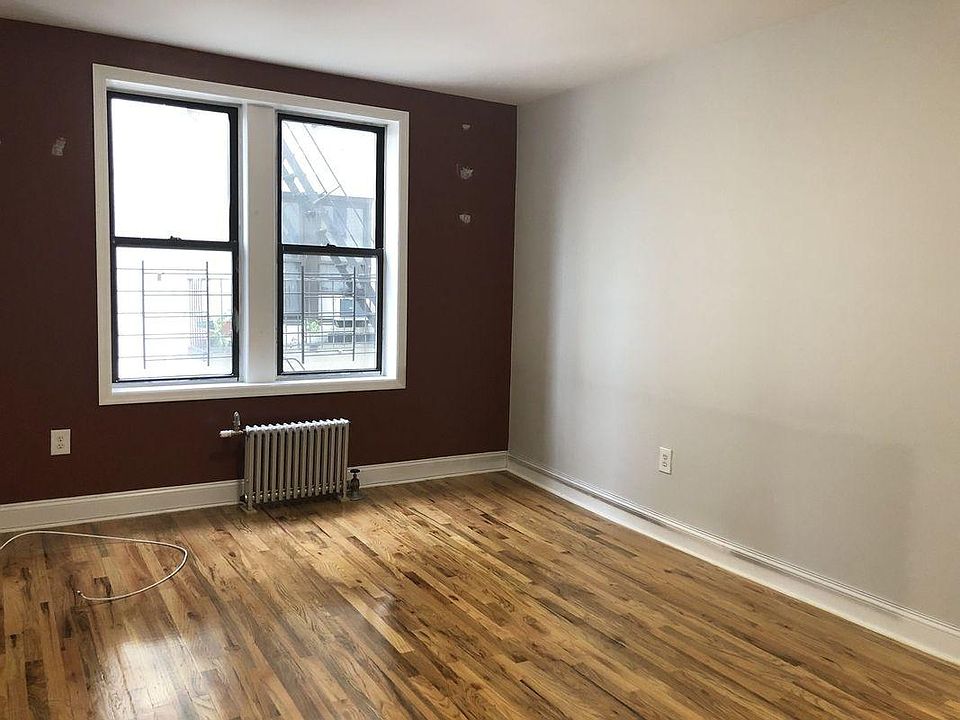 2nd image of 1112 Carroll Pl #4F