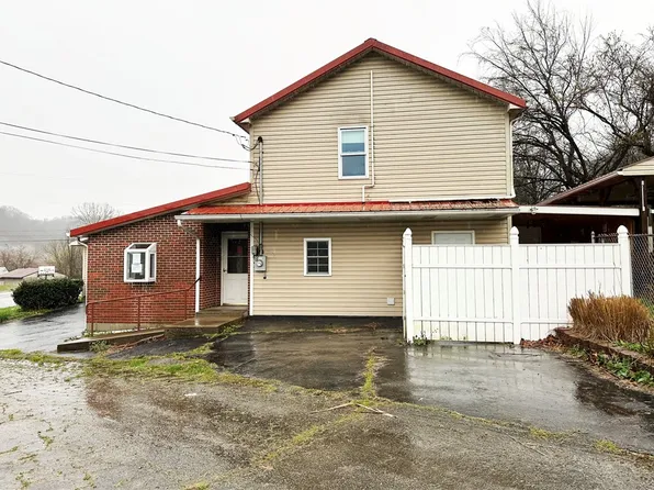 193 Front St, Millsboro, PA 15348