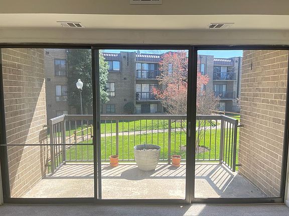 3rd image of 7595 Gales Ct #4B-101