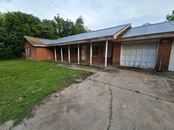 1301 Vauthier St, La Marque, TX 77568