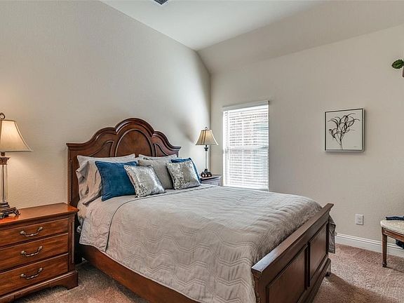 2nd image of 1710 Waneta Dr