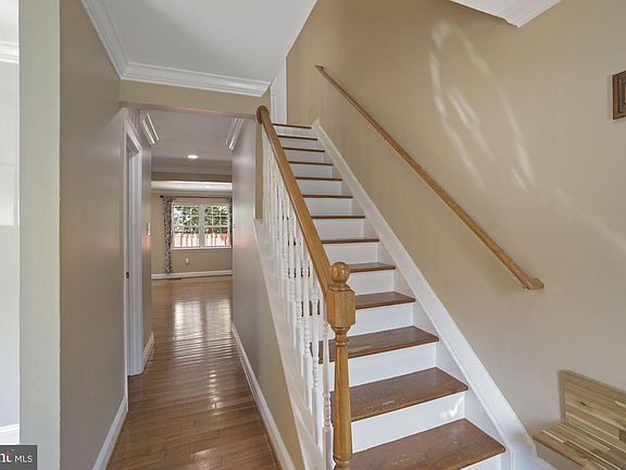 3rd image of 7760 Trevino Ln