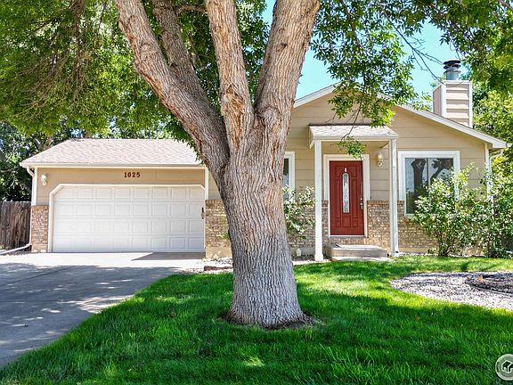 2nd image of 1025 Larch Dr