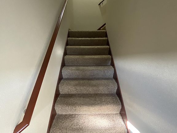 3rd image of 5013 148th St NE Unit 204