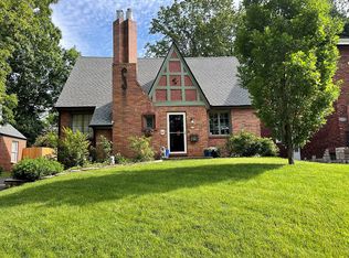 7220 Chamberlain Ave, Saint Louis, MO