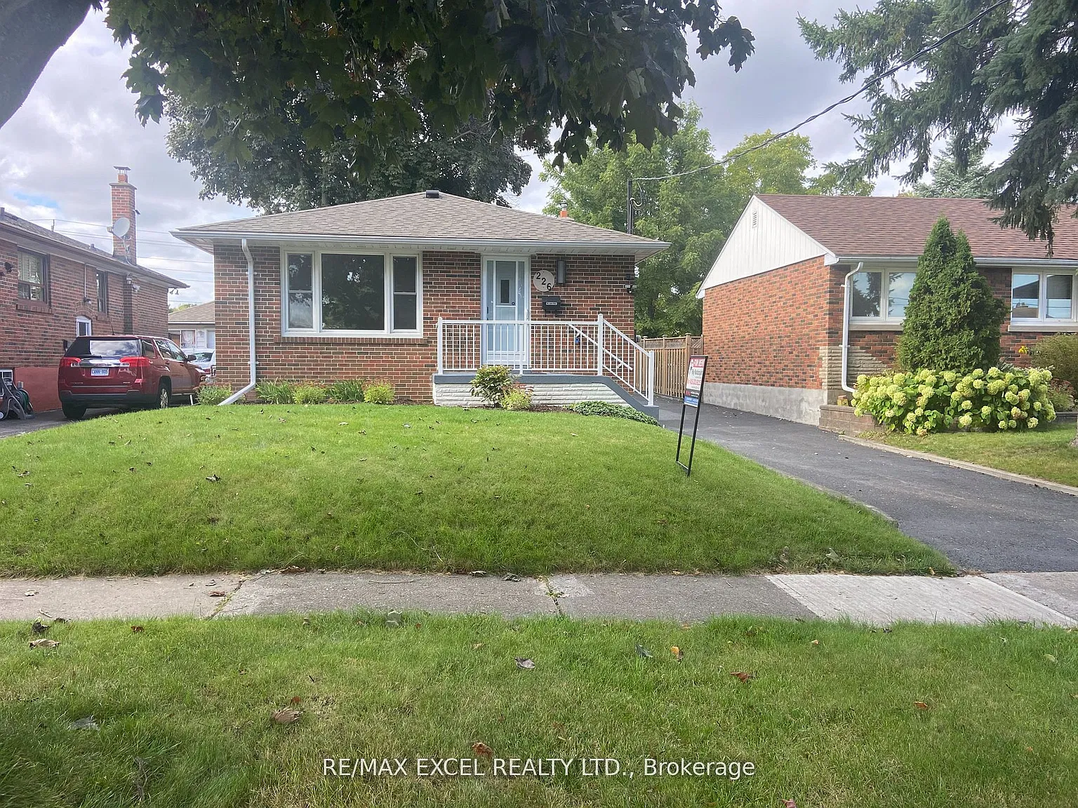 3 bed, $1,799 — Photo 1
