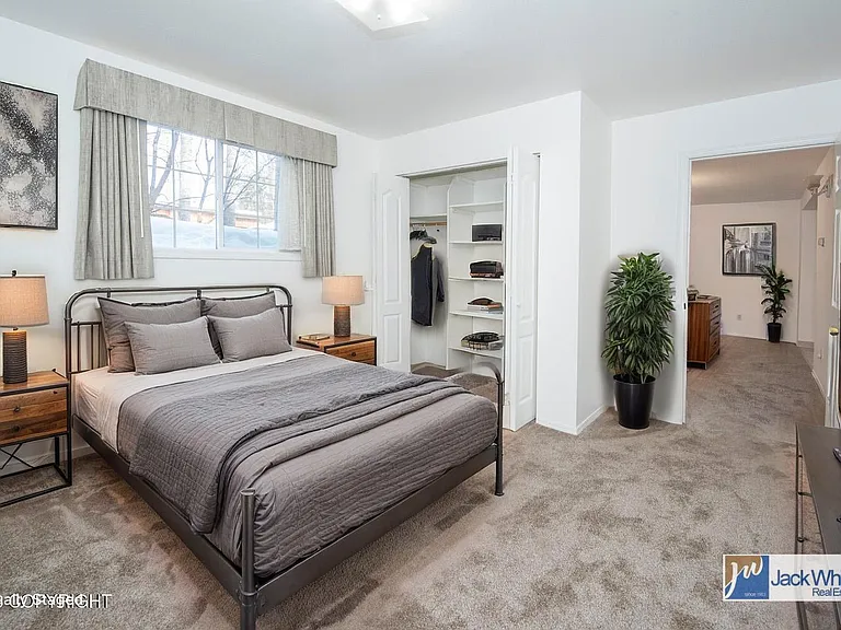 3105 Willow St #2 — Photo 10