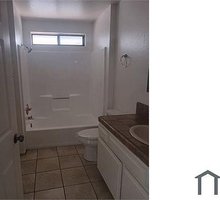 5th image of 13629 Cerise Ave APT 7