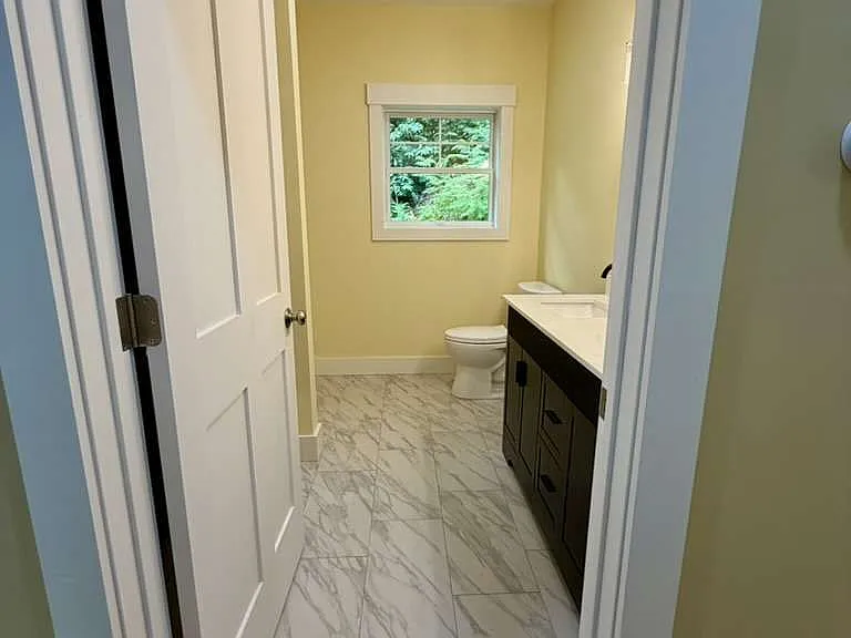 188 Wall St — Photo 11