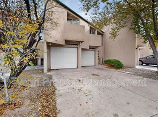 1732 Del Cielo Dr NW, Albuquerque, NM 87105