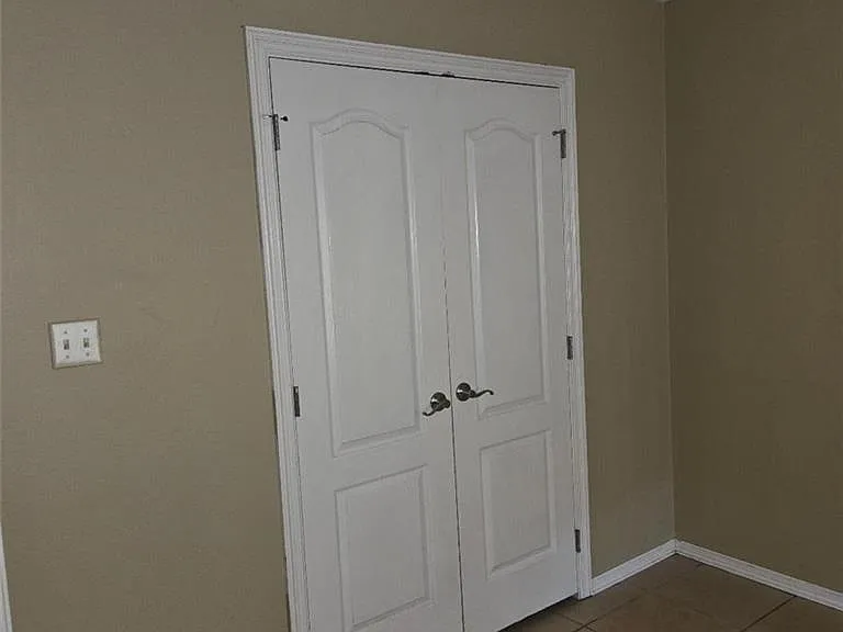 807 W Emerald Dr #D — Photo 9