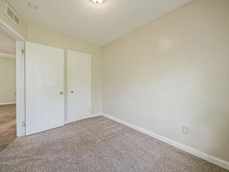 1147 E Brockton Ave — Photo 20