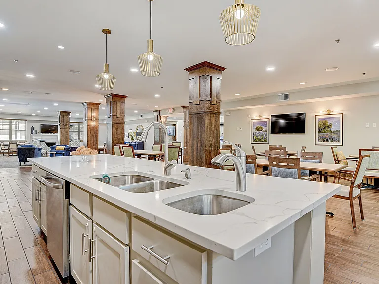 Heritage Village Residences — Photo 15