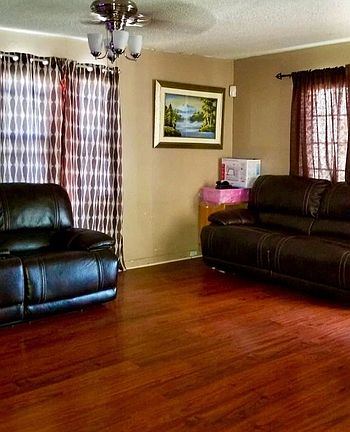 3rd image of 614 W 108th St