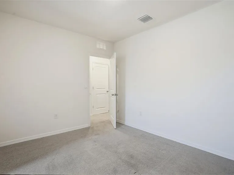 5267 Dragonfly Dr — Photo 34