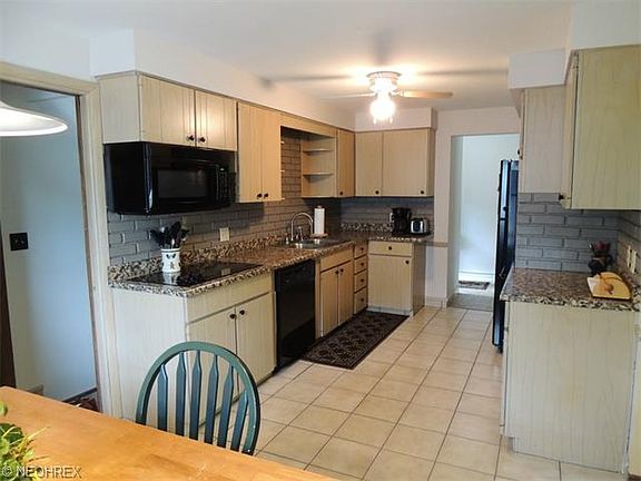 2nd image of 3294 White Beech Ln