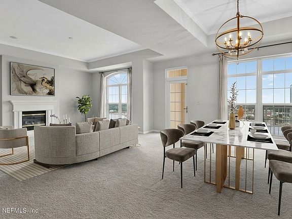 3rd image of 400 E Bay St Unit Penthouse 3