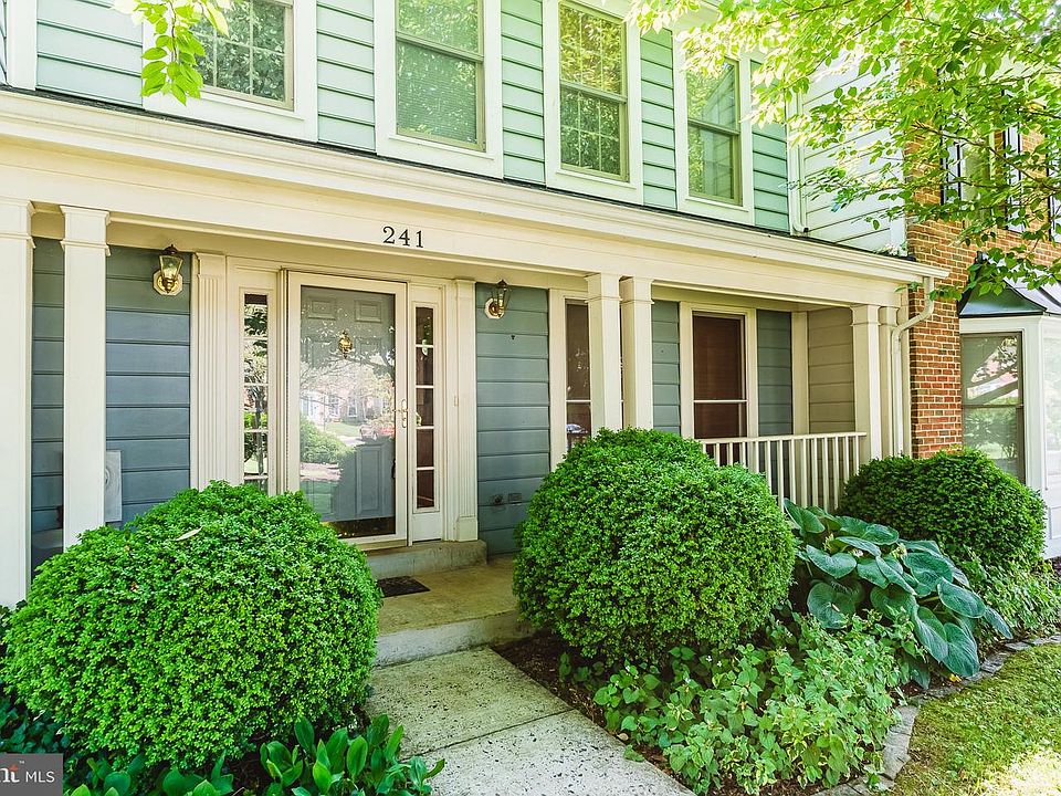 1st image of 241 Temple Dr