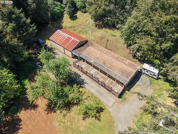 4th image of 60272 Acme Rd