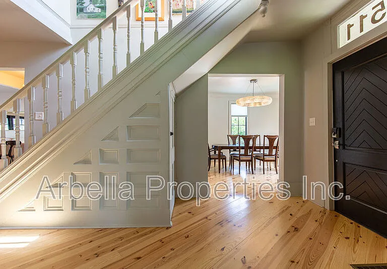 511 Alabama St — Photo 17