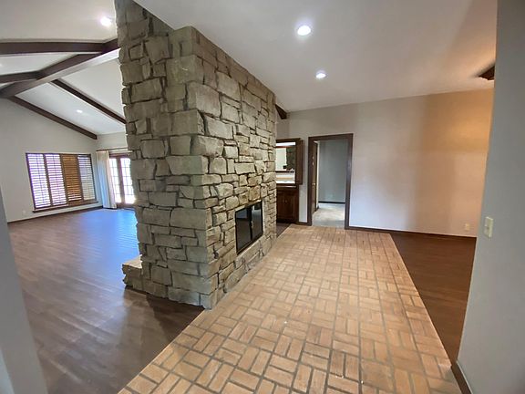 5th image of 11709 Susan Ln