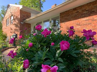 7602 Cosgrove Pl, Springfield, VA 22151