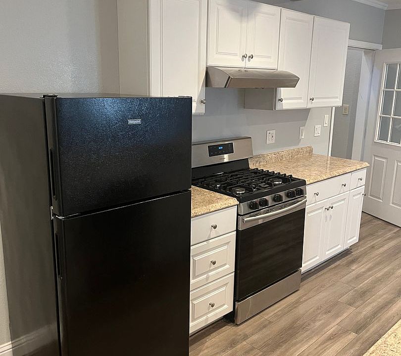 629 University Street 629 University St Healdsburg CA Zillow