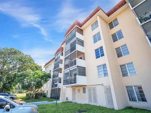 4160 Inverrary Dr APT 308, Lauderhill, FL 33319