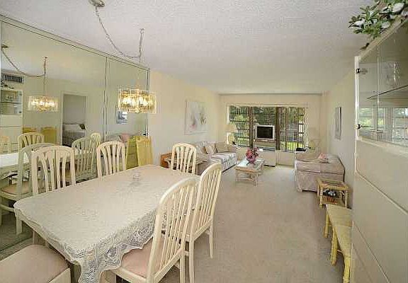 Home For Sale In Sandalfoot