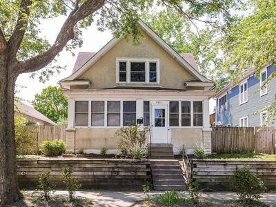 2011 3rd Ave N, Minneapolis, MN, 55405