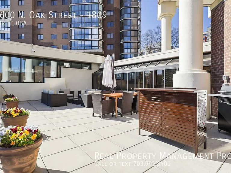 1600 N Oak St #1809 — Photo 22