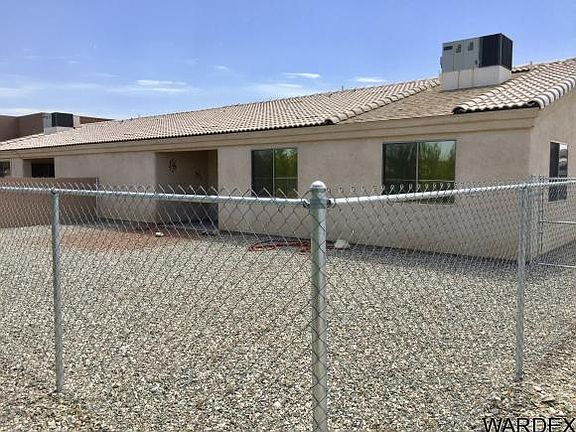 5th image of 2229 Shorewood Dr