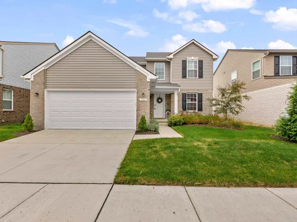 1688 Maple Leaf Ln, Ypsilanti, MI 48198