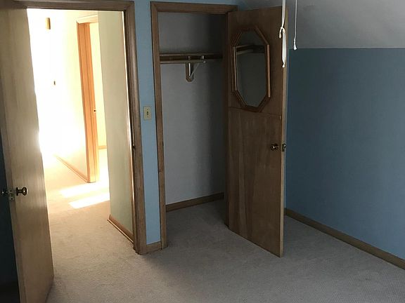 5th image of 712 N Montgomery St #712