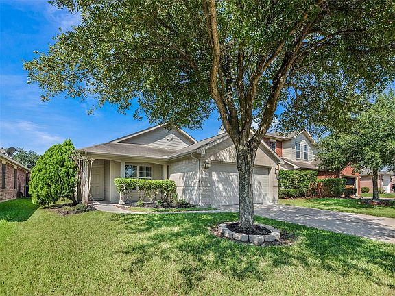 4th image of 8215 Sugar Cane Dr